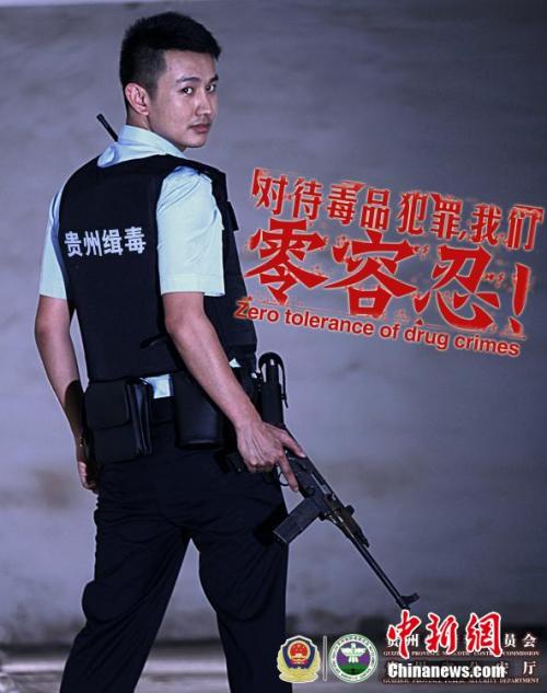 代办墨尔本大学文凭毕业证